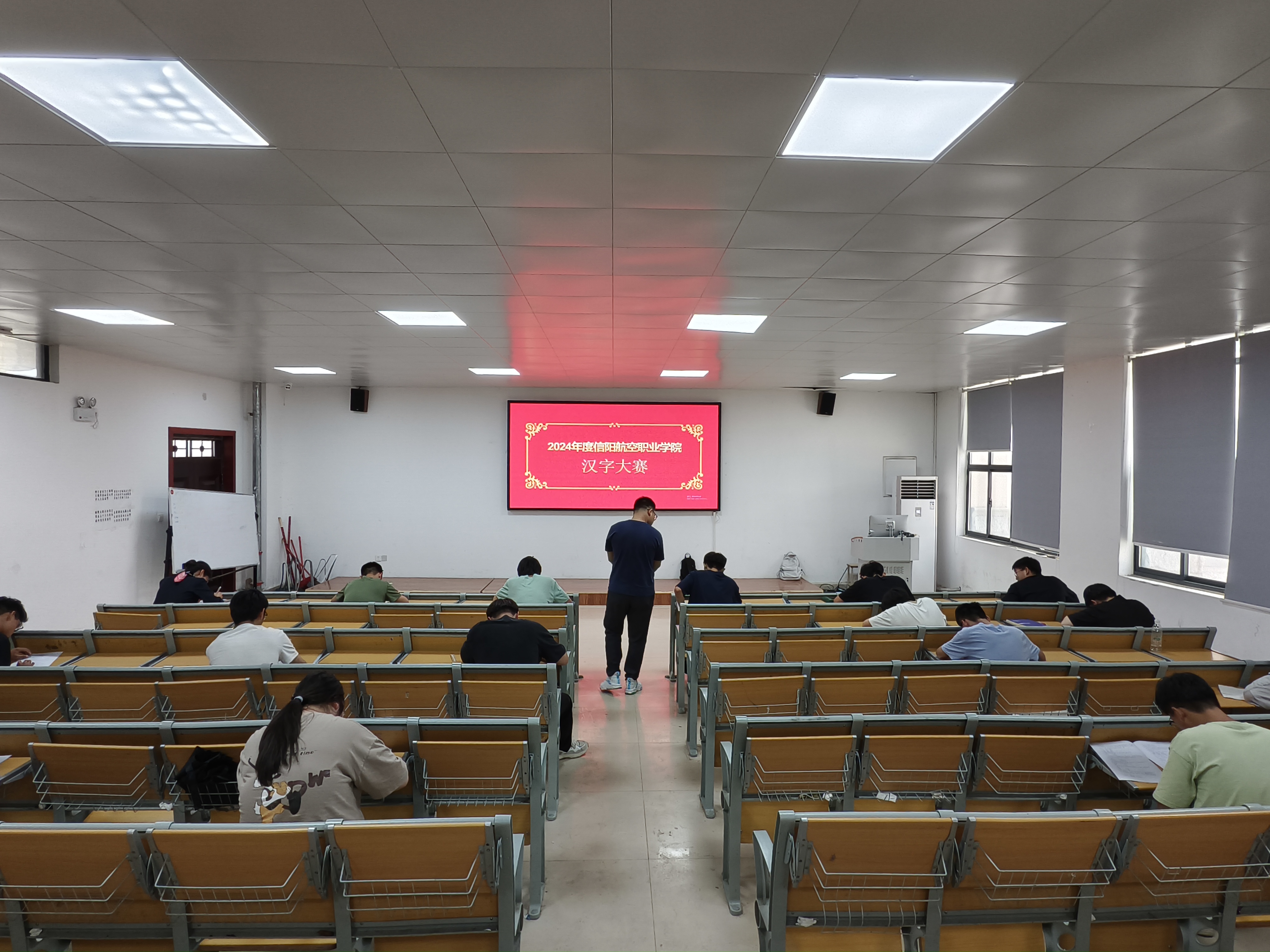图1.jpg